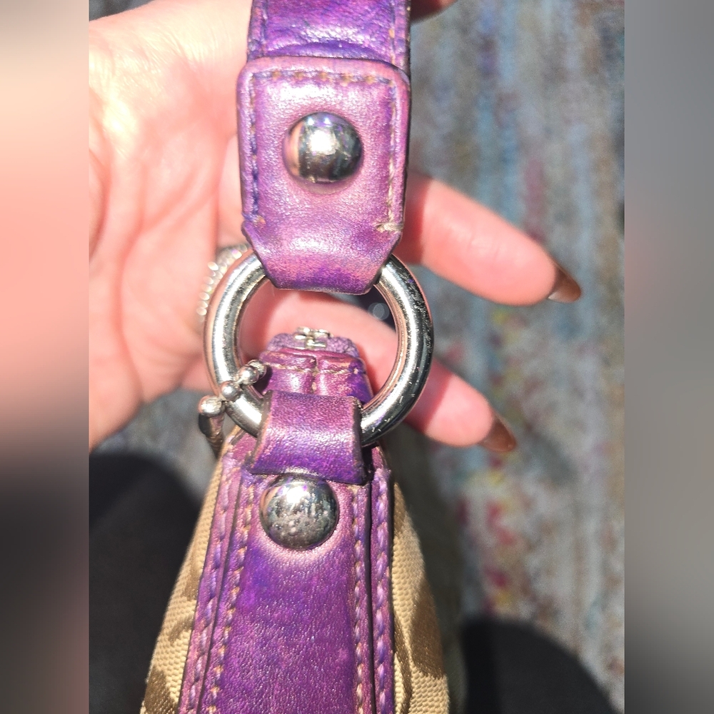 Coach F17400 Purple and Tan Signature Women's Bag - Picture 5 of 9